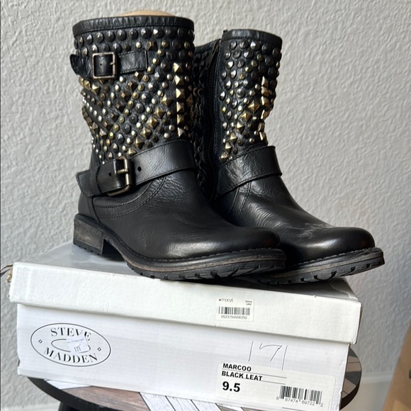 Steve Madden Marcoo - Picture 1 of 6